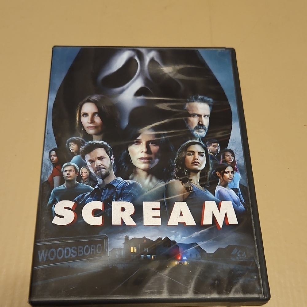 Scream V DVD
